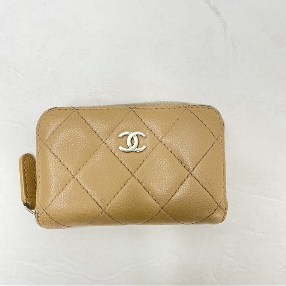CHANEL Quilted Zip Around Coin Purse - Picture 3 of 16